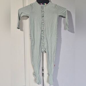 Magnetic Me One Piece